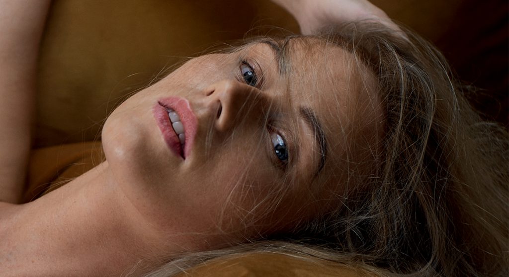 244.262 mensen volgen Isabels ASMR-kanaal: 'Hijgen is niet de bedoeling'