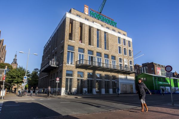 Burgemeester Groningen dreigt met sluiten studentenvereniging Vindicat