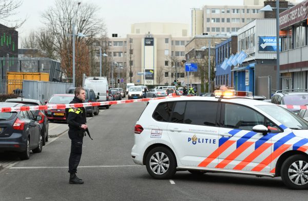 School in Utrecht ontruimd na telefonische bedreiging, verdachte opgepakt