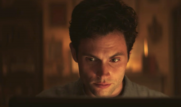 Waarom je de nieuwste Netflix-hit 'You' moet kijken (en waarom er ook kritiek op is)