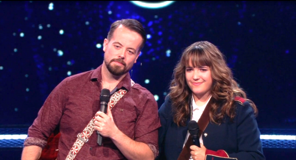 Kiezen of delen: Collin en Laura krijgen verleidelijk aanbod in 'The Voice'