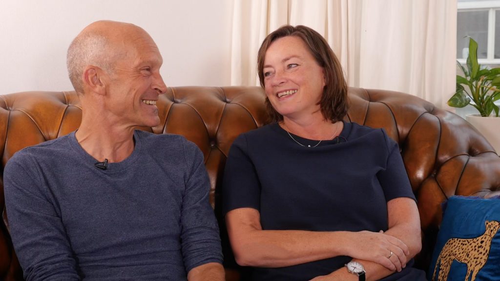 Theo en Ineke leerden elkaar kennen in het ziekenhuis: 'Ze kwam mijn pispotje legen'