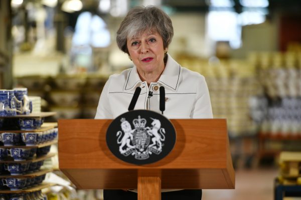 Spanning rond brexitdeal: May waarschuwt voor uiteenvallen Verenigd Koninkrijk