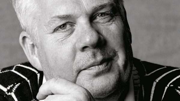 Thomas Acda onthult op het nippertje zélf dat hij meedoet aan 'Vrienden van Amstel Live'