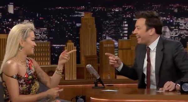 Jimmy Fallon en Rita Ora uit volle borst: 'Tuba, tuba, tuba... If you wanna be my lover'