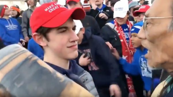 Ophef om Trump-aanhangers die spot drijven met oorlogsveteraan