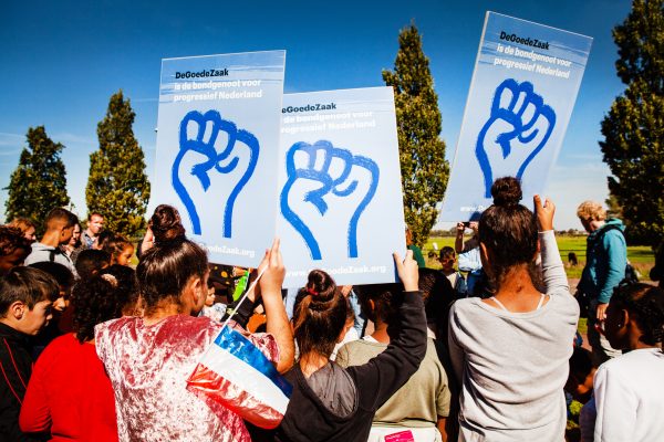 ChristenUnie wil directe stop van uitzetting asielkinderen: 'Zuur en bizar als ze nu worden uitgezet'