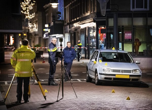 Man (21) opgepakt na schietincident Helmond waarbij twee meisjes gewond raakten