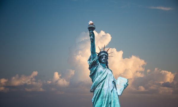 Heet jij Valentijn en wil je graag naar New York? Dan moet je nu even opletten