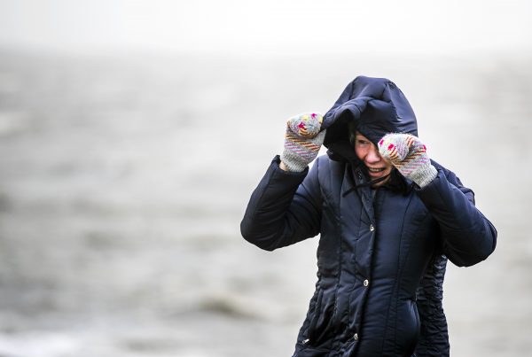Het is (en blijft) vandaag druilweer, KNMI geeft code geel af wegens zware windstoten