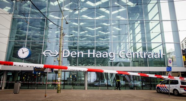 Centraal station Den Haag weer open na vondst verdacht pakketje