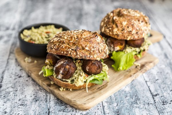 Wil je minder vlees eten? 9 x alternatieven die minstens zo lekker zijn