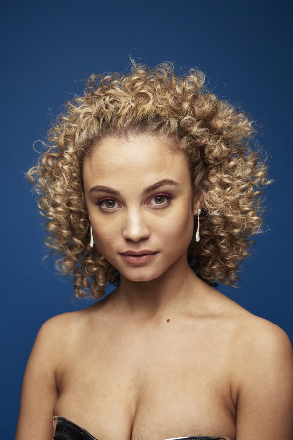 Vader van topmodel Rose Bertram overleden aan koolstofmonoxidevergiftiging