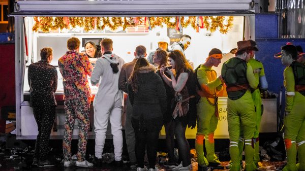 Da's nie(t) niks: dit geven carnavalvierders uit tijdens het feestweekend