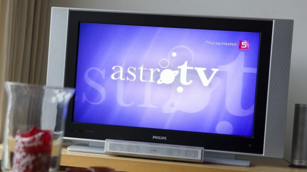 astro tv presentatrice stalker contactverbod