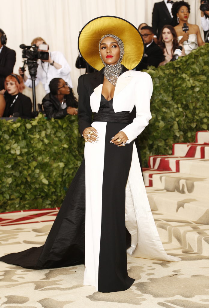 USA MET GALA RED CARPET