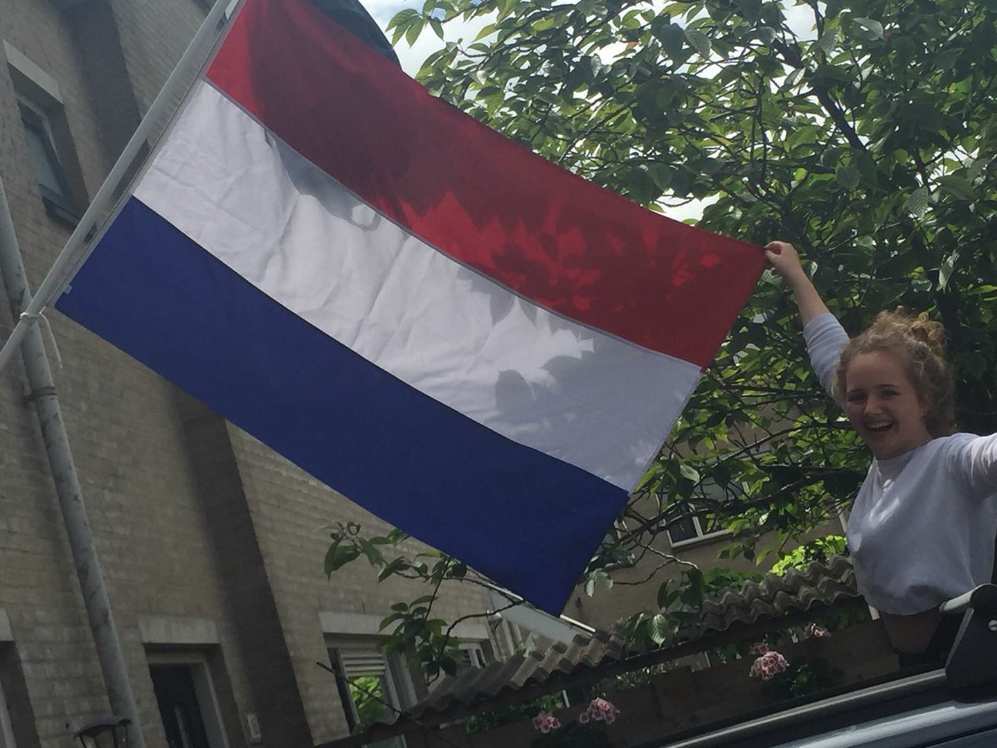 geslaagd eindexamen foto vlag