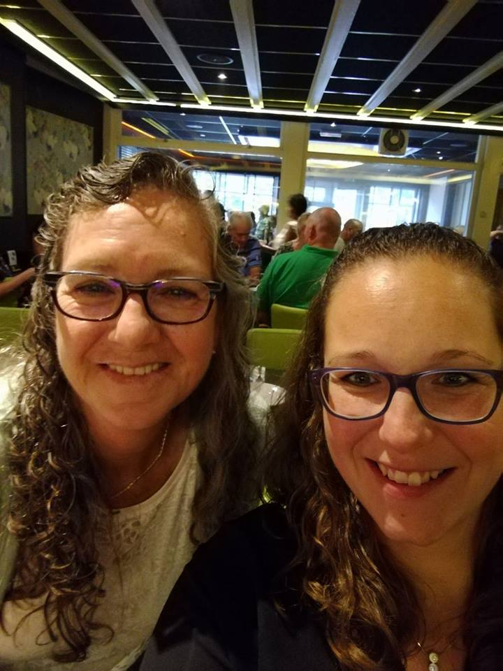 ouder kind twee druppels water lijken op elkaar