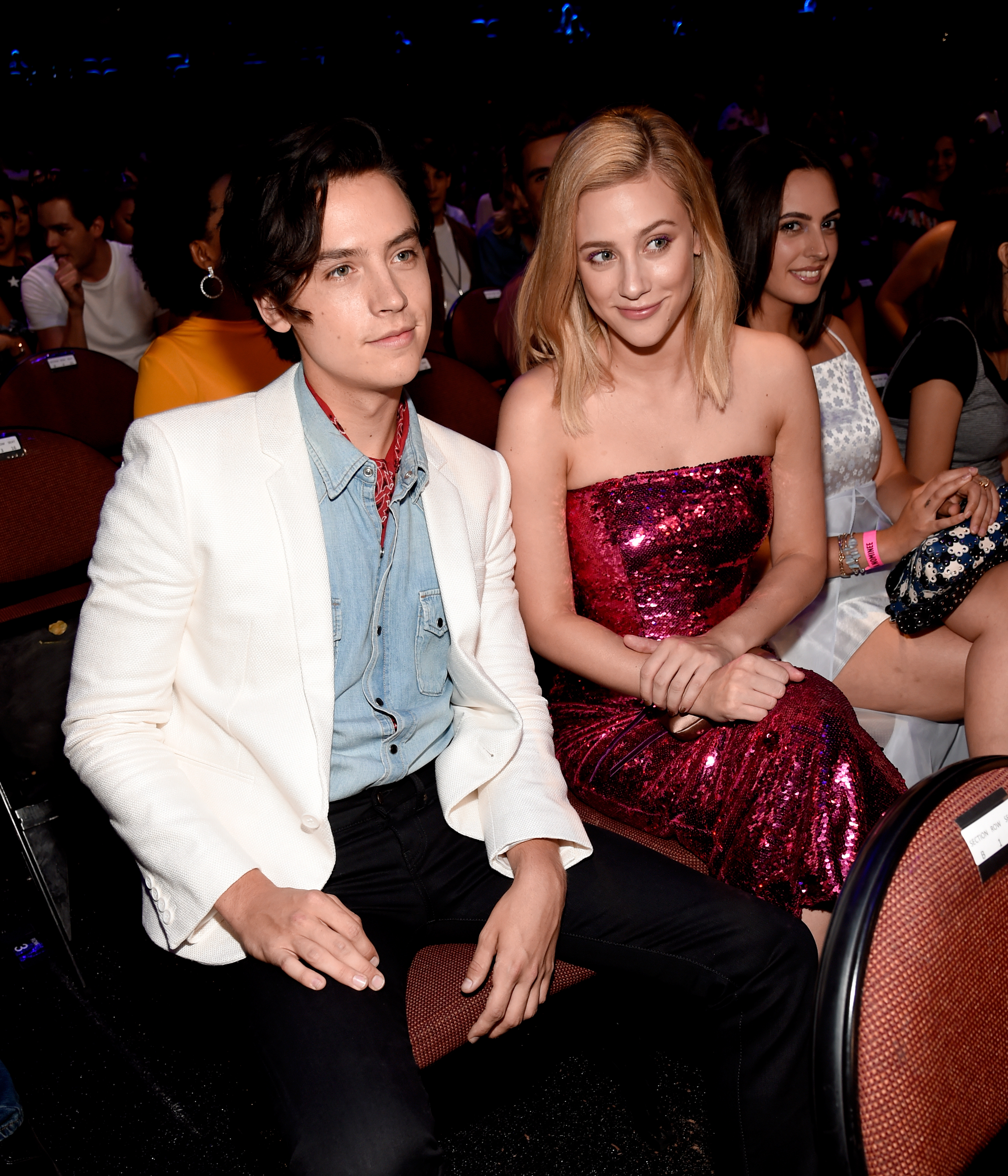 cole sprouse en lily reinhart