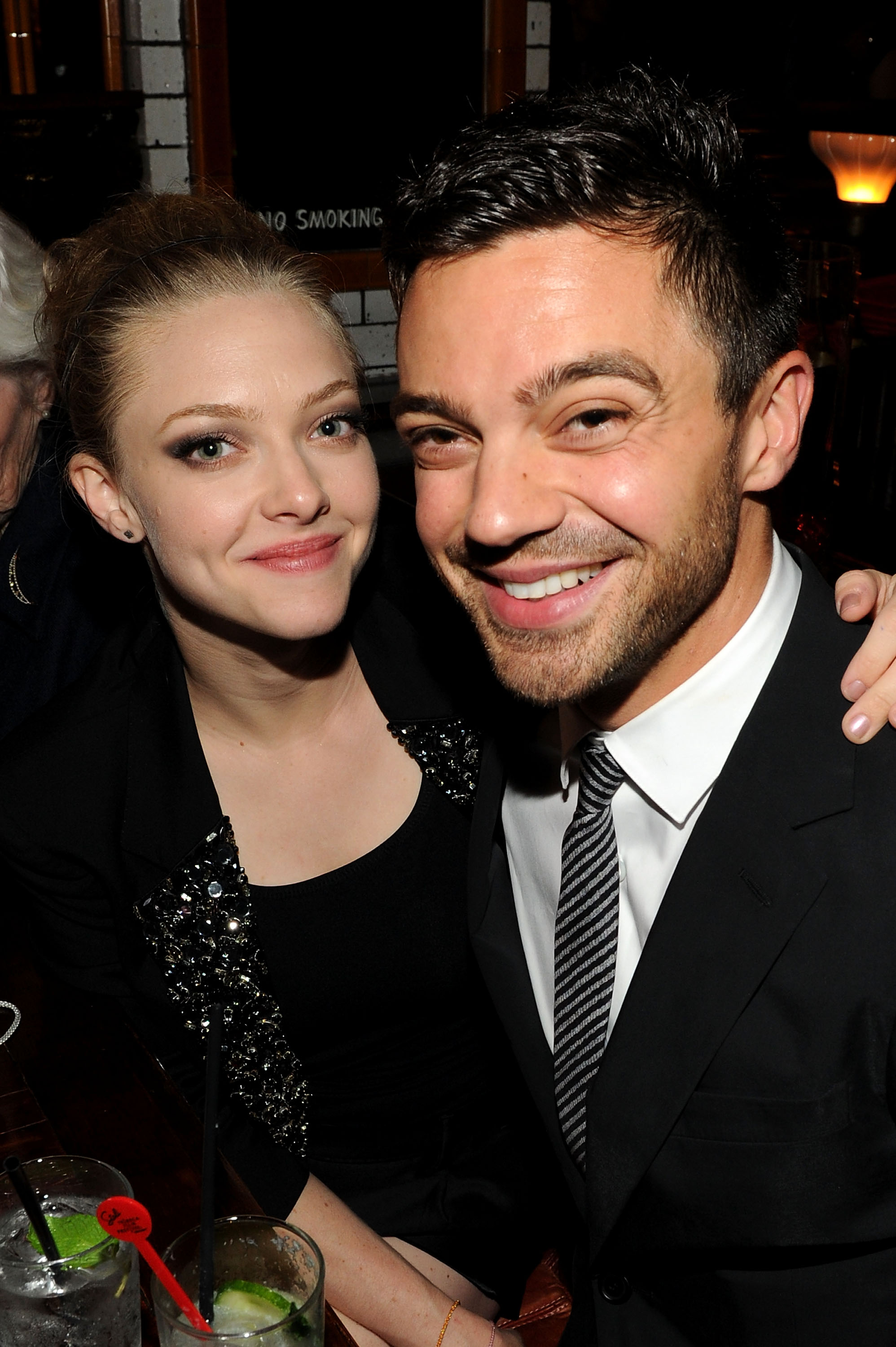 Amanda Seyfried & Dominic Cooper