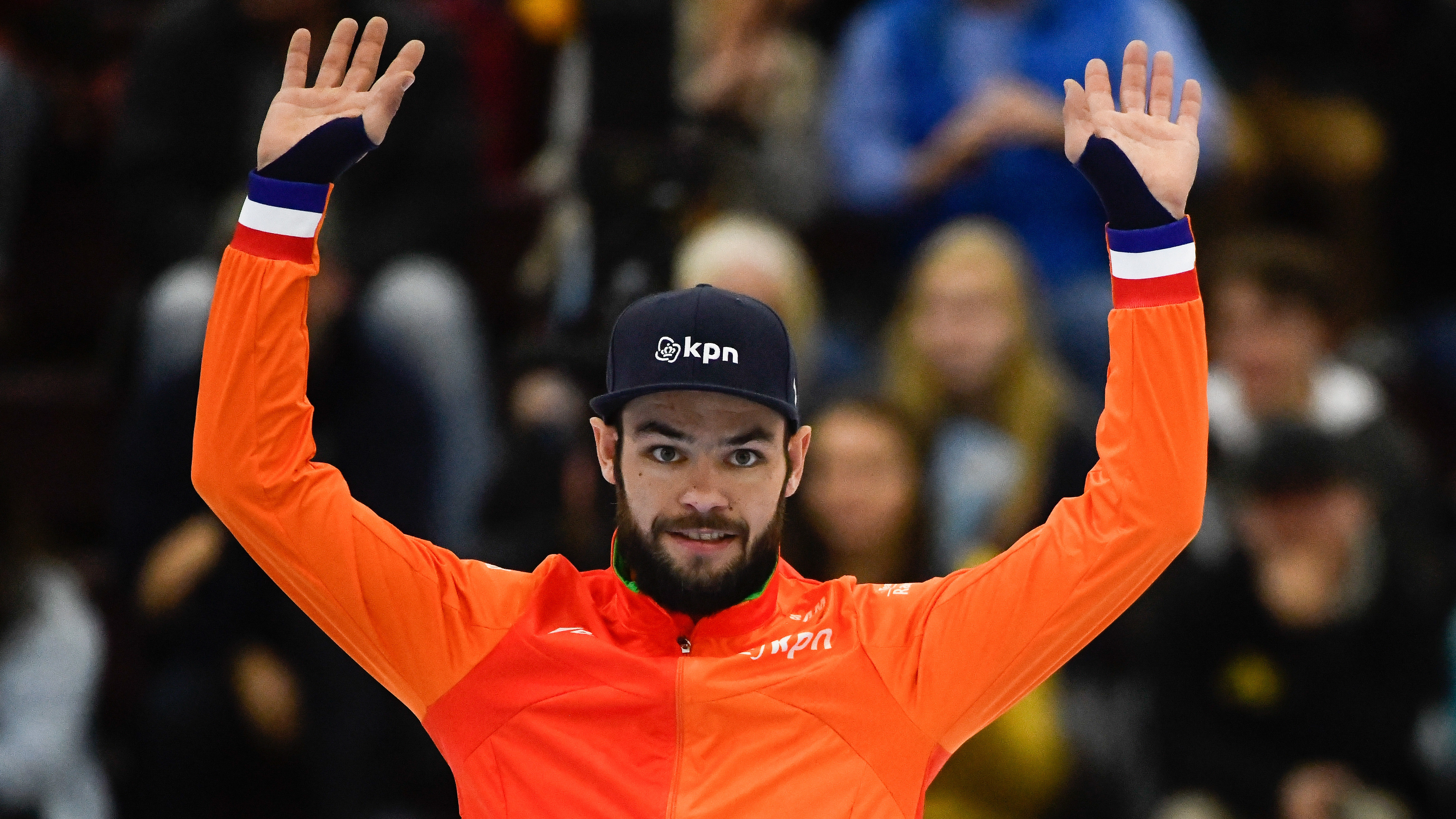 Sjinkie Knegt krijgt steun uit de schaatswereld