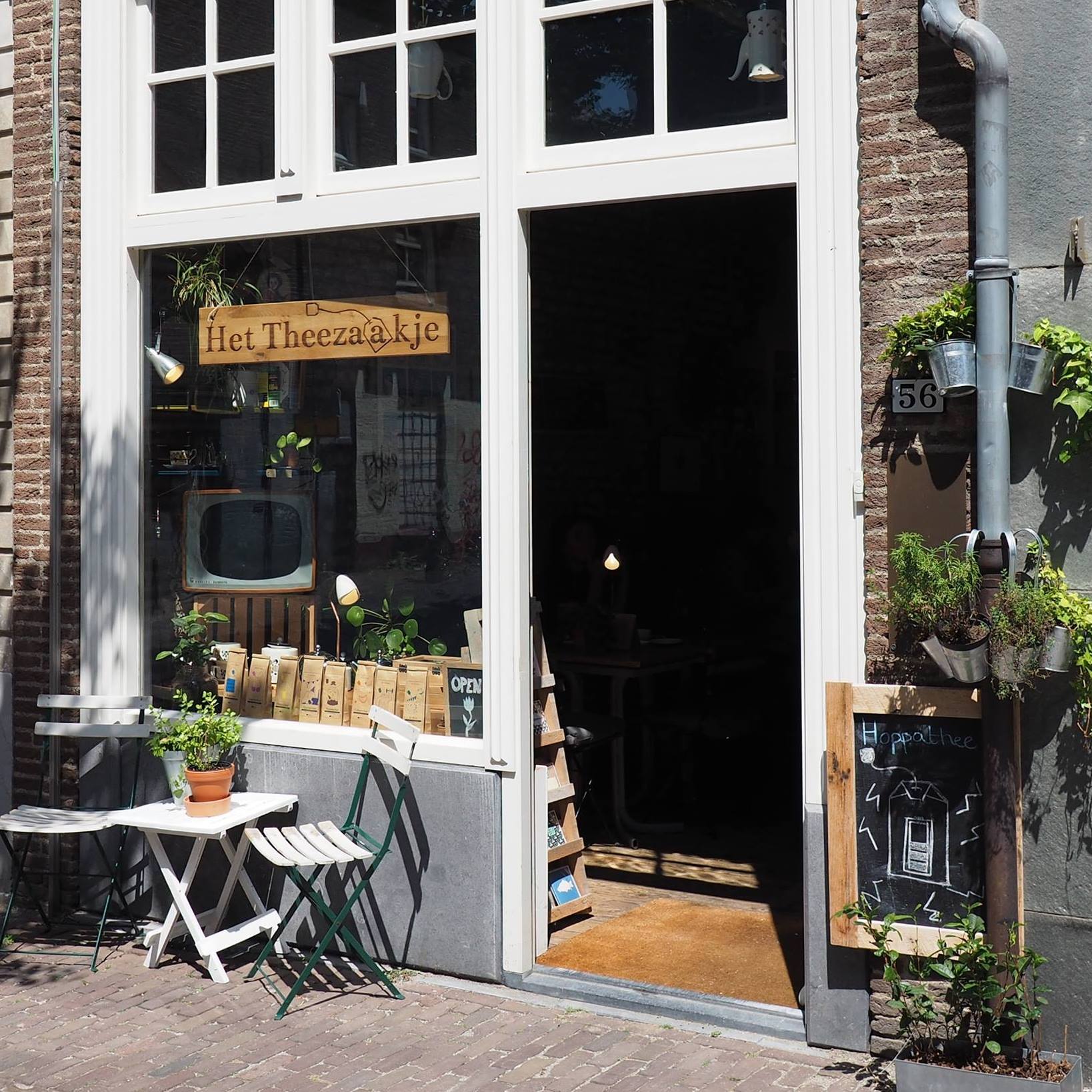 Het Theezaakje Patrick Van der Spank