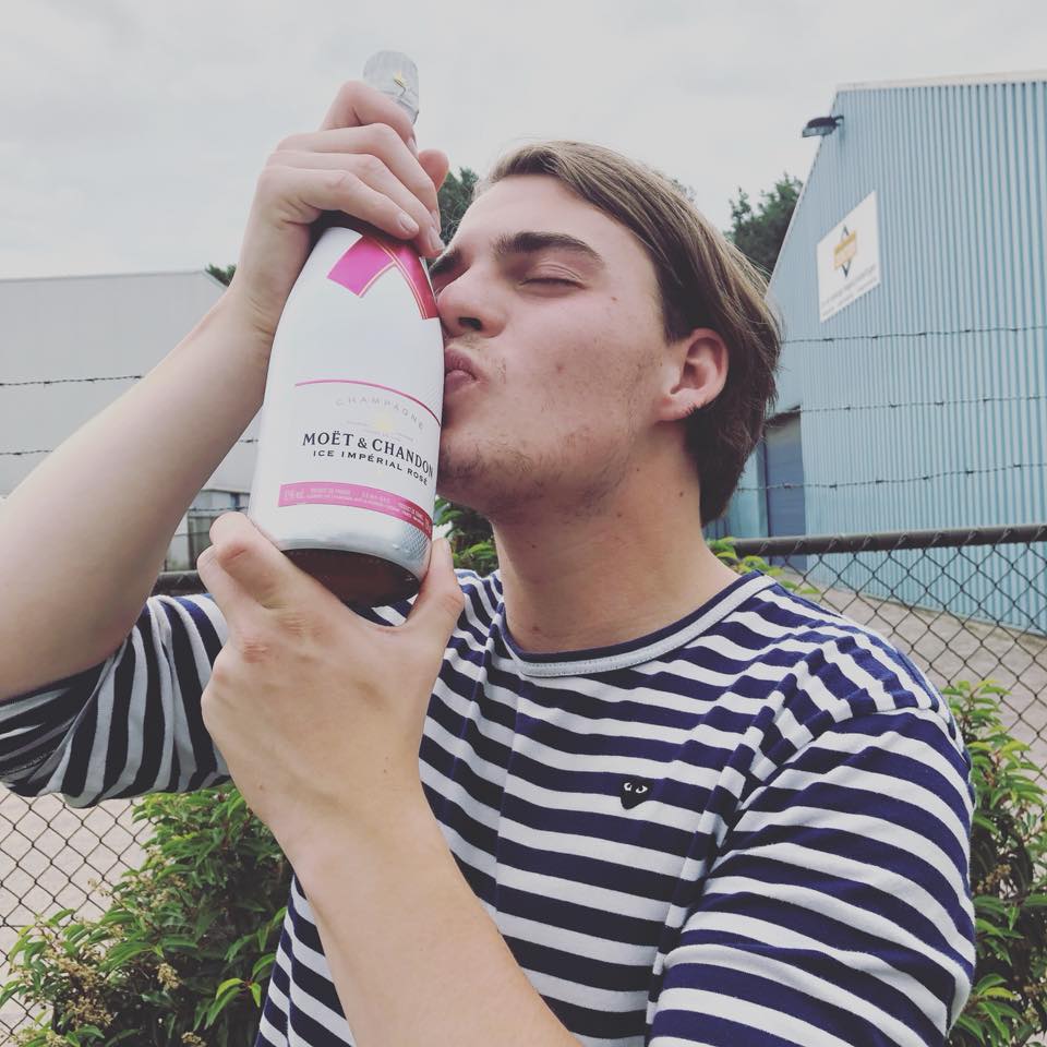 geslaagd eindexamen foto vlag