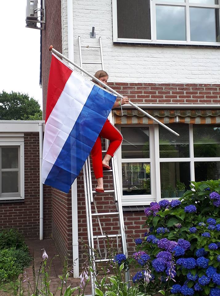 geslaagd eindexamen foto vlag