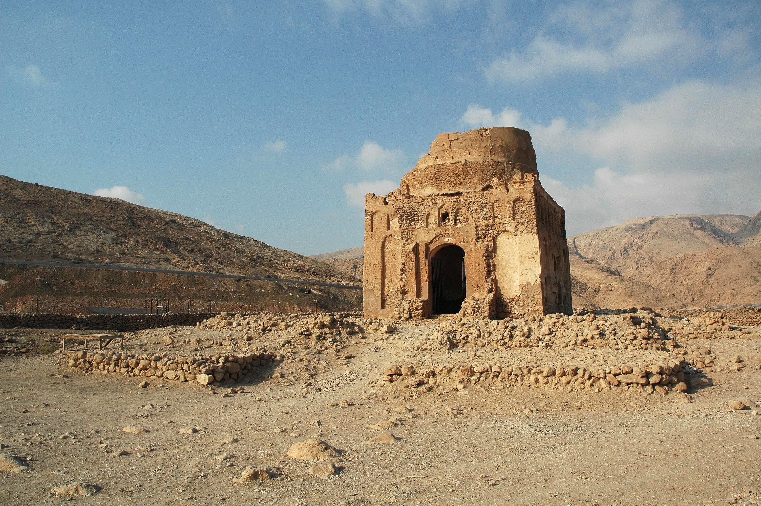 Ancient city of Qalhat copyright MHC