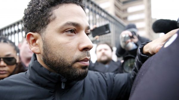 Jussie Smollett zestien aanklachten