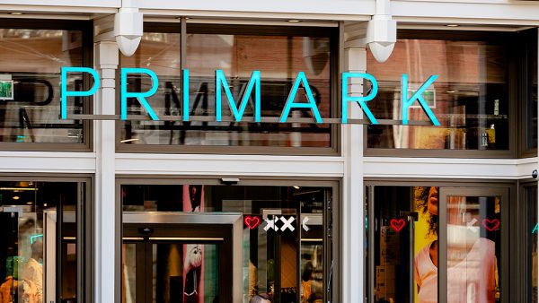 primark-zwangere-vrouw-steelt-900-aan-spullen