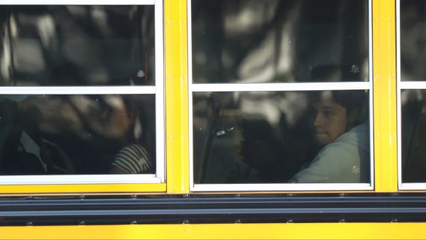 buschauffeur italie jongen mobiel brand