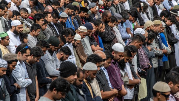 duizenden-nieuwzeelanders-vrijdaggebed