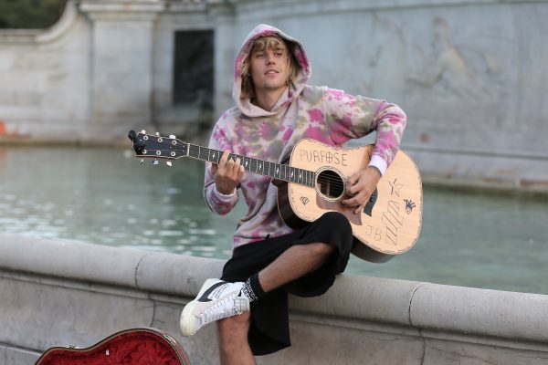 Toeristenban bij IJslandse kloof na veelbekeken videoclip Justin Bieber