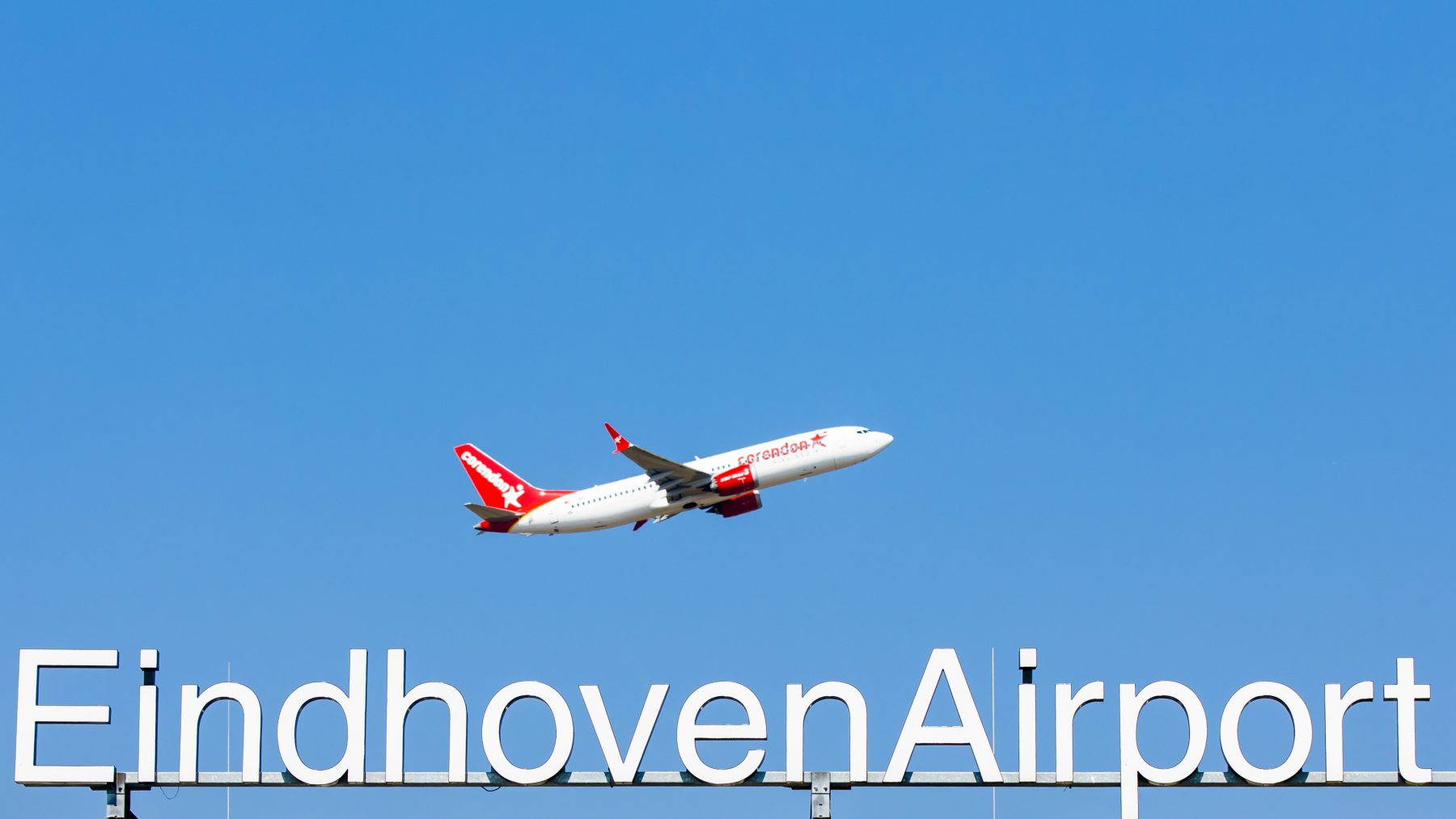 vertragingen Eindhoven Airport
