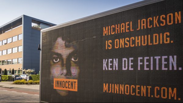 Michael Jackson fans protesteren