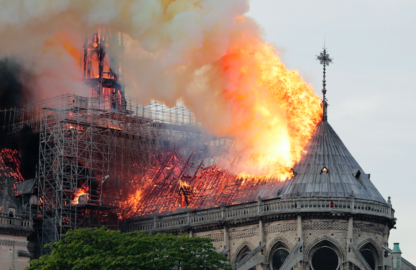 Notre-Dame vuur