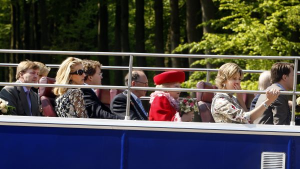 APELDOORN-KONINGINNEDAG aanslag 2009