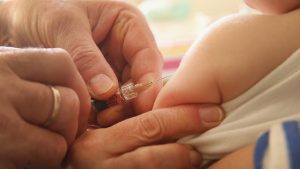 Thumbnail voor Kinderrechtenorganisatie wil verplicht vaccinatie tegen mazelen