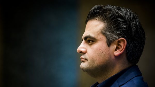 Kuzu staande gehouden in jeruzalem wegens wapperen vlag