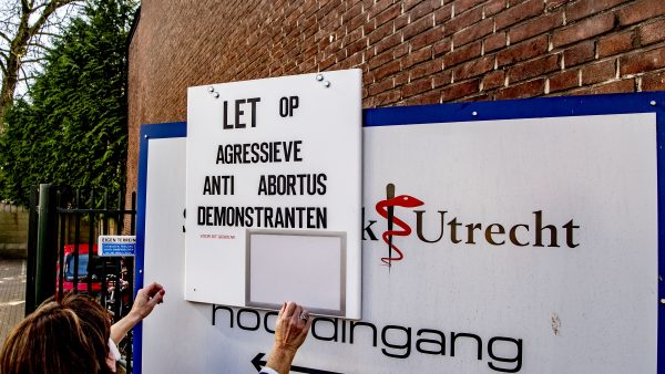 Abortuskliniek buddy's vrouwen demonstranten