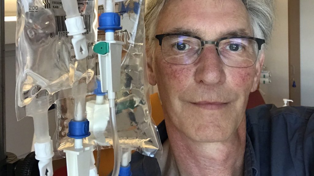 Hans Nijhof (60), die openhartig twitterde over zijn ziekte, overleden