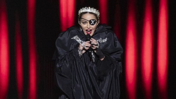 oude rocker optreden afzeggen madonna Elton John