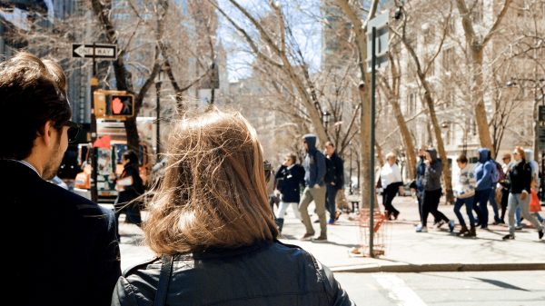 new york wandelen stad mobiel oversteken