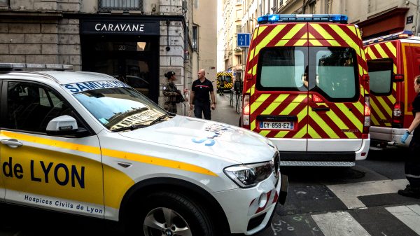 Nieuwe beelden van dader aanslag Lyon vrijgegeven