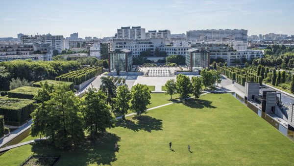 Parijs breidt rookverbod uit naar 52 parken zomerseizoen