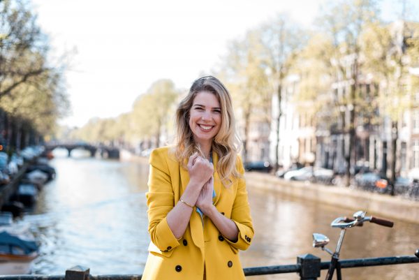 Business influencer Charlotte (31): 'Je hoeft geen oude man te zijn om miljonair te worden'