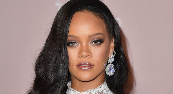 Rihanna-rijkste-vrouwelijke-muzikant
