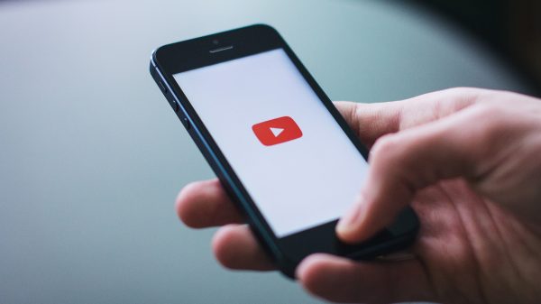 youtube verwijderen beelden naziverheerlijking