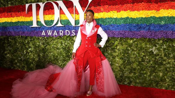 Dit zijn de opvallendste outfits van de Tony Awards